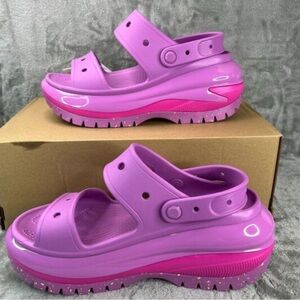 CROCS MEGA CRUSH SANDAL BURBLE PINK SIZE 11 NWT